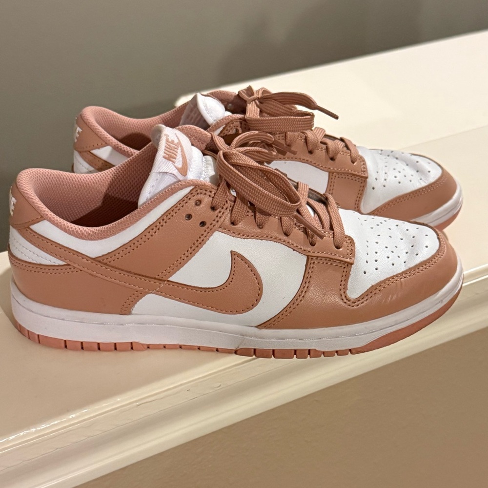 Nike Dunk Low in White/Rose Whisperer